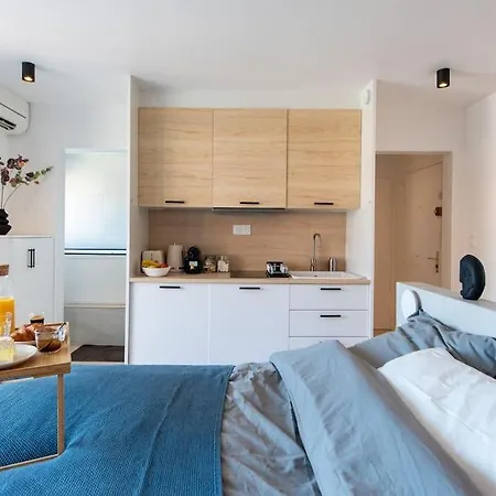 Sea View & Suite: 3min Frejus