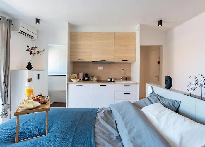 Sea View & Suite: 3min Fréjus